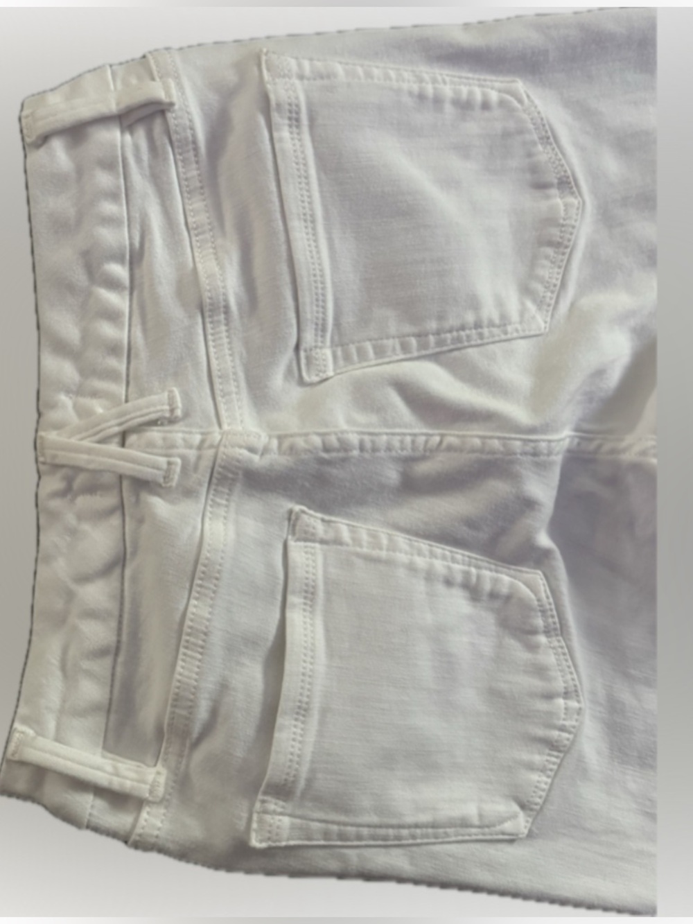 Good American White High-Rise Slim Jeans - Picture 6 of 9